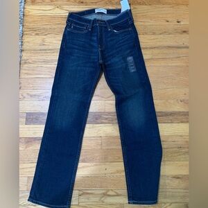 Abercrombie Kids Boys 11/12 the a&f Classic Straight Dark Wash NWT